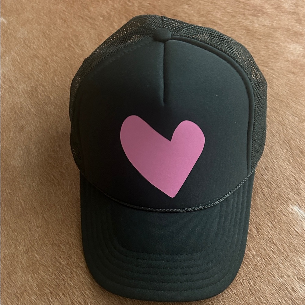 OTTO Kids Black Cap with Pink Heart